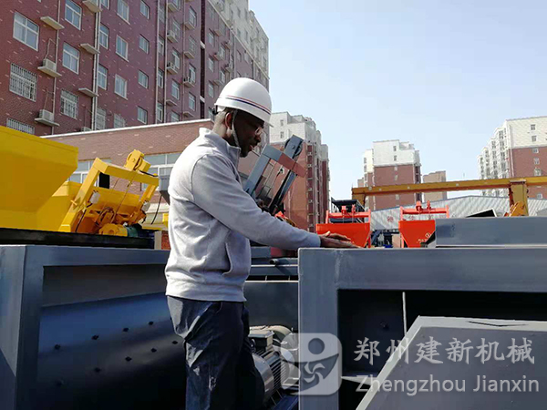 除了寶馬展，建新機械工廠更值得一看！